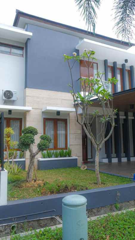 dijual rumah cherry field cipagalo