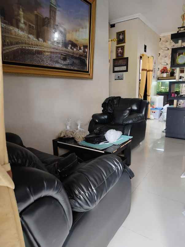 dijual rumah cibaduyut