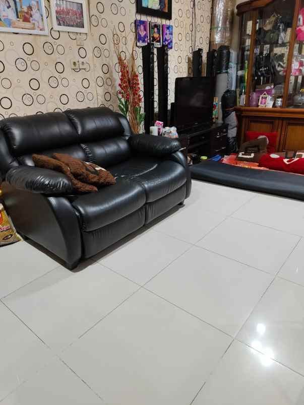 dijual rumah cibaduyut