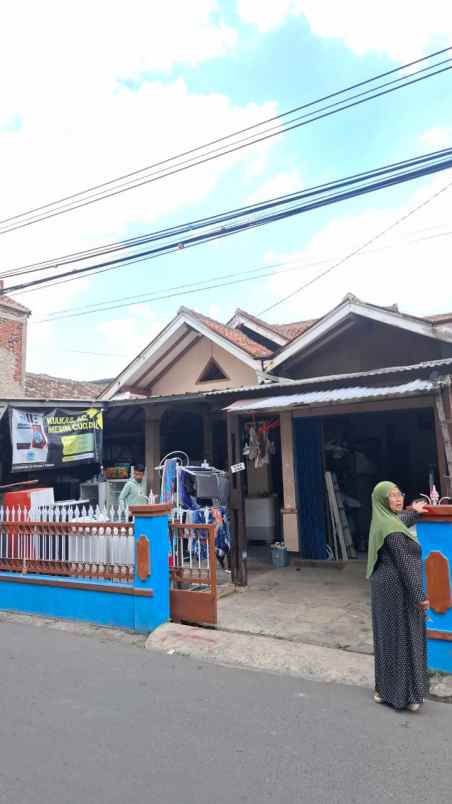 dijual rumah cihanjuang cibabat cimahi