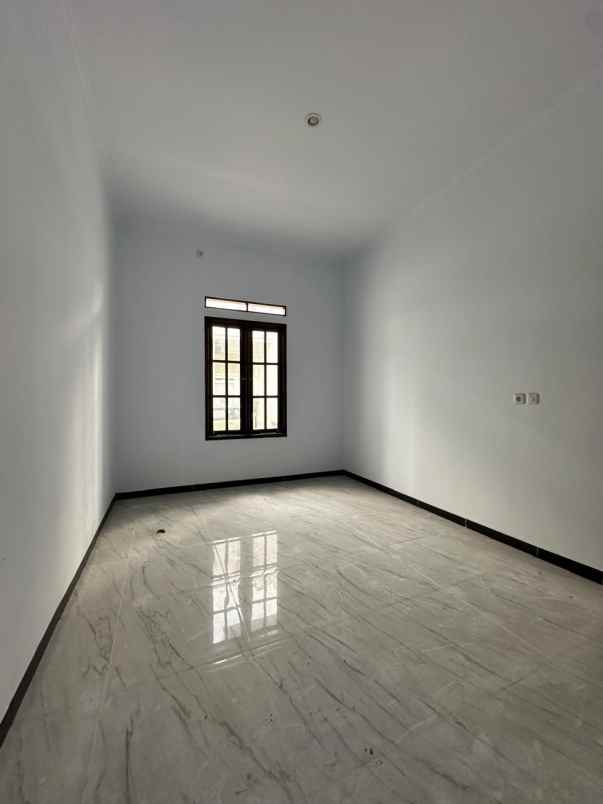 dijual rumah cilandak jakarta selatan