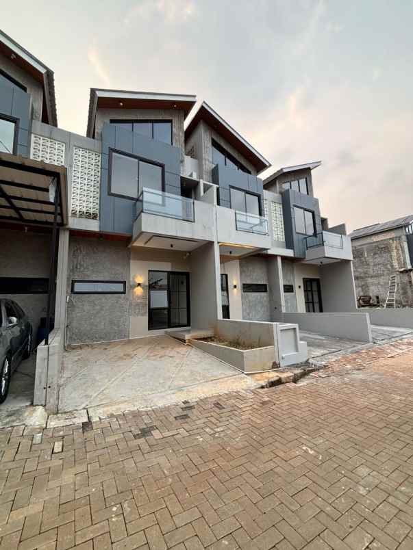 dijual rumah cinangka pondok cabe golf