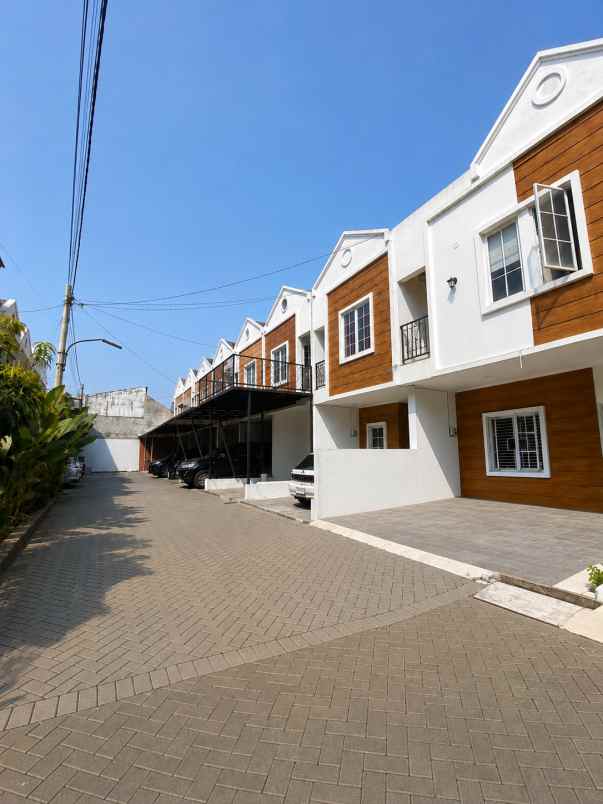 dijual rumah cinnangka sawangan