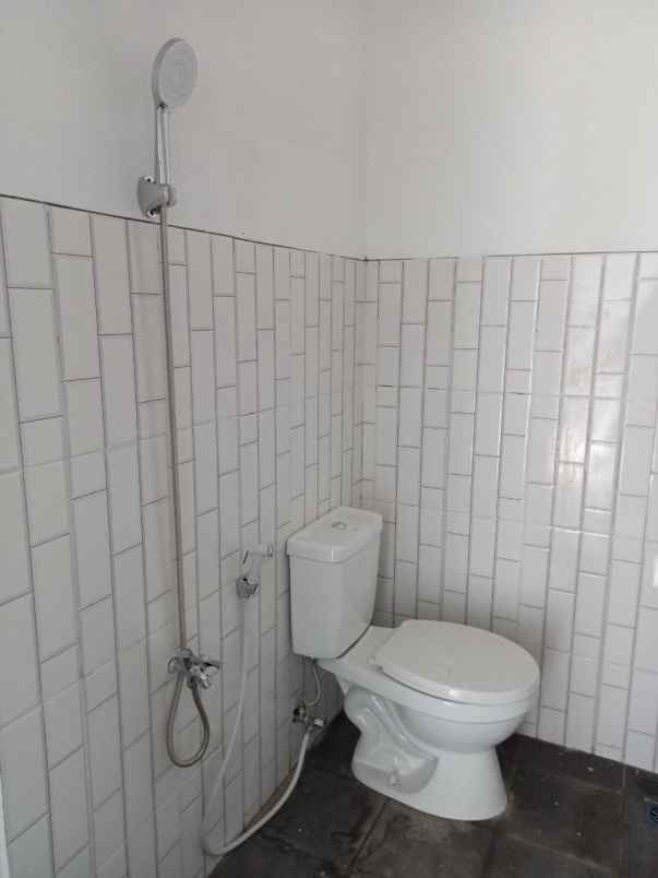 dijual rumah cipadung