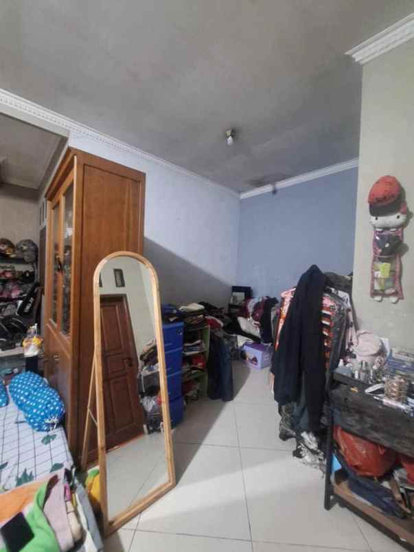 dijual rumah cipayung