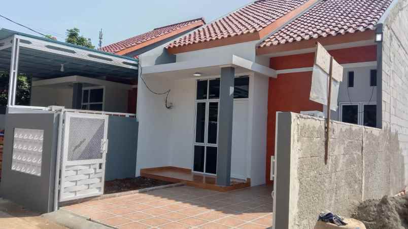 dijual rumah cipayung depok