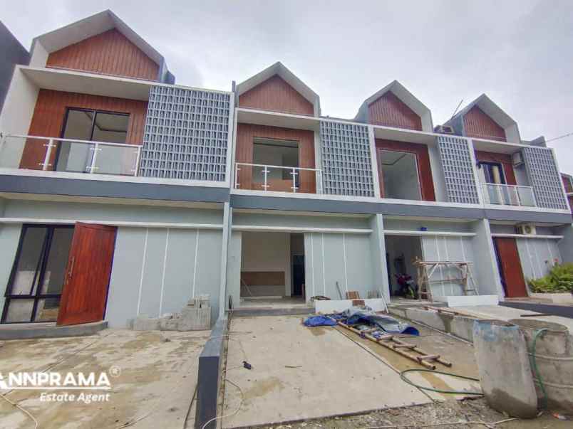 dijual rumah cipayung royal resdence