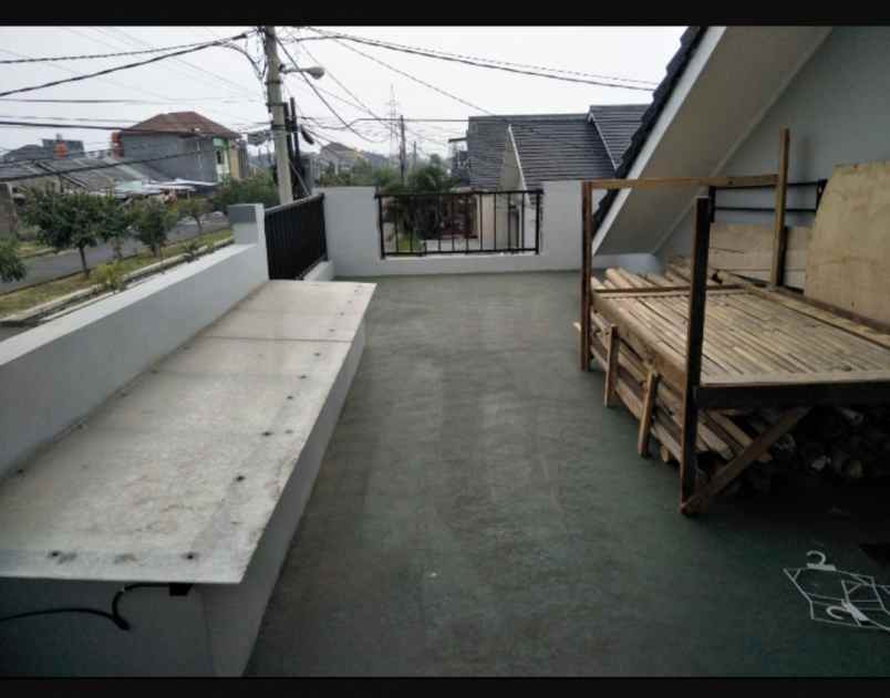 dijual rumah cisaranten