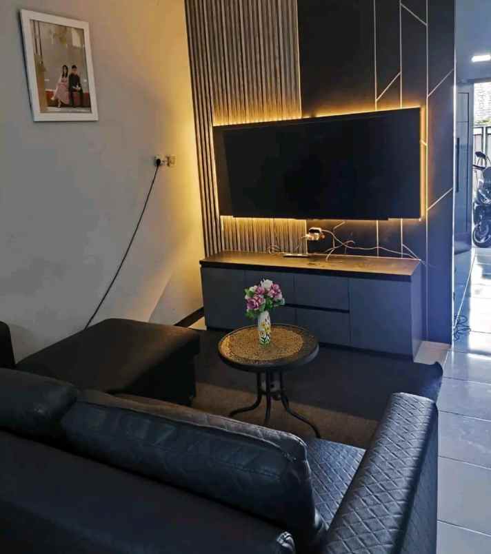 dijual rumah cisasawi cihanjuang