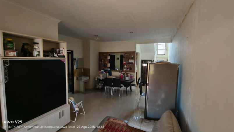 dijual rumah citra grand blok e