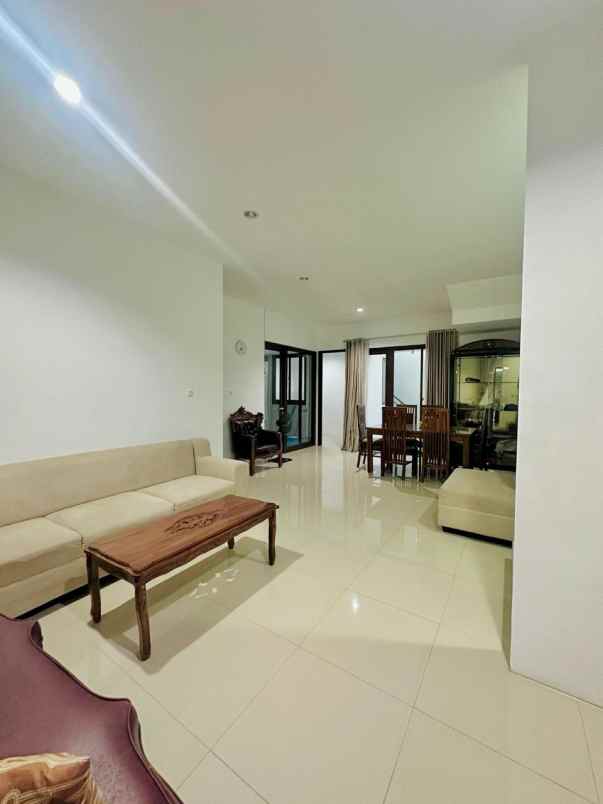 dijual rumah citra lake sawangan