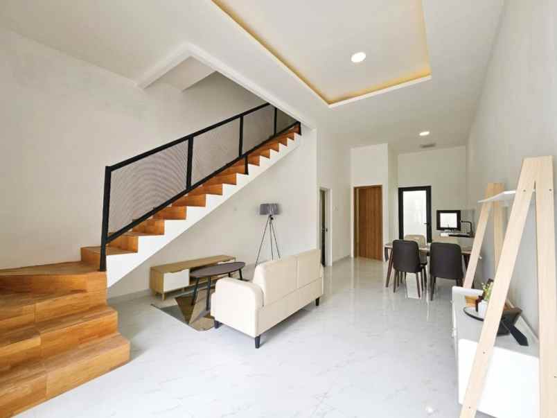 dijual rumah cluster boulevard hijau