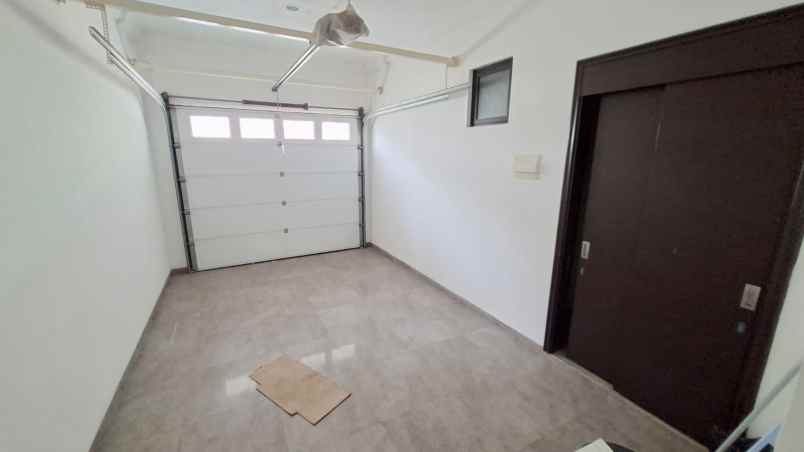 dijual rumah cluster jadeite