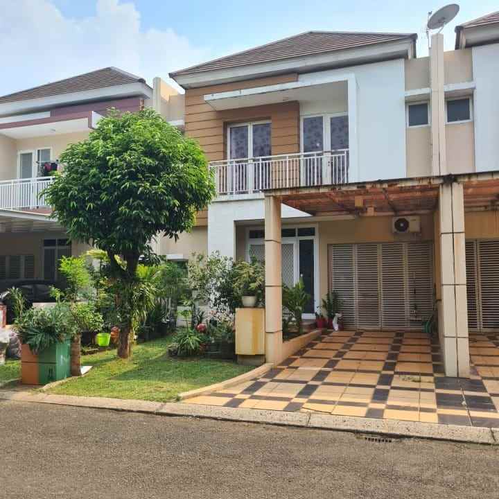 dijual rumah cluster lotus summarecon