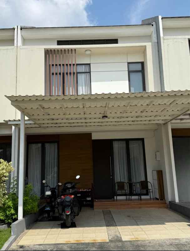 dijual rumah cluster shinano jgc