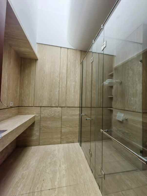 dijual rumah cluster taman mediterania