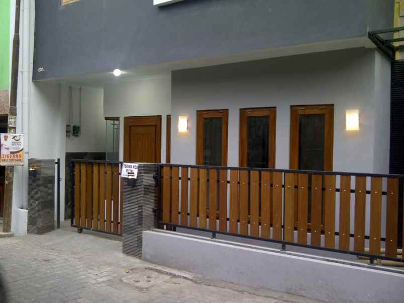 dijual rumah condong catur