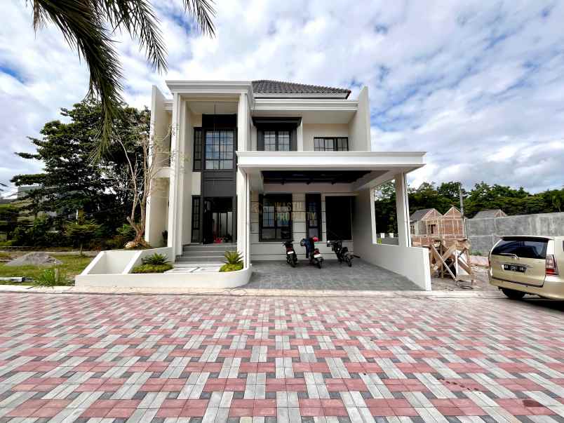 dijual rumah condongcatur depok sleman