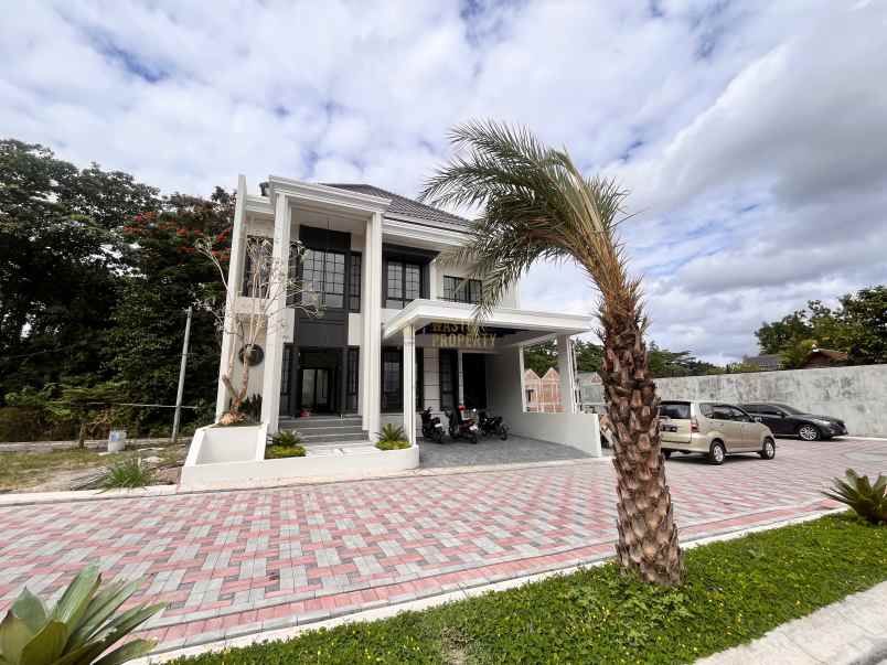 dijual rumah condongcatur depok sleman