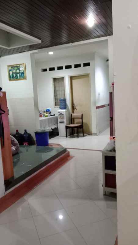 dijual rumah dan kost