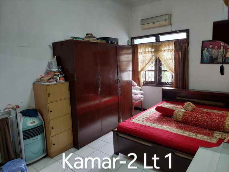 dijual rumah danau sentani timur sawojajar