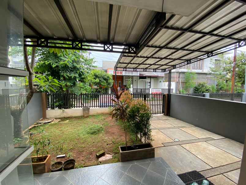 dijual rumah di bukit golf cibubur