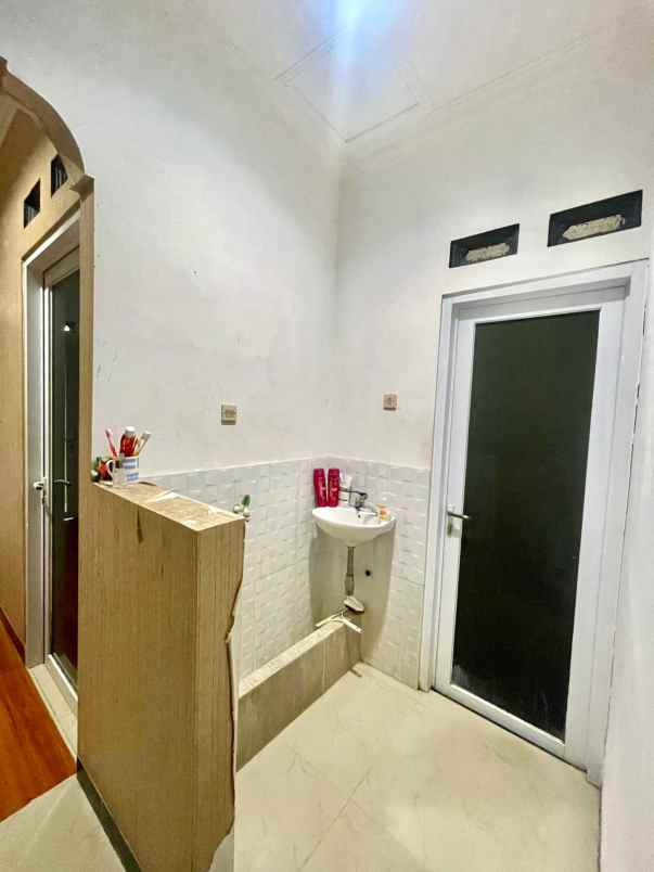 dijual rumah di cinere residence siap huni