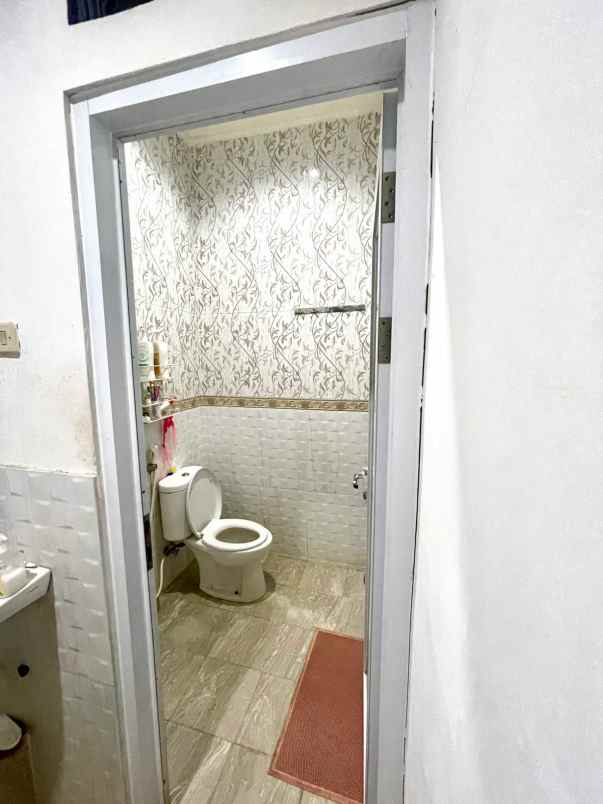 dijual rumah di cinere residence siap huni