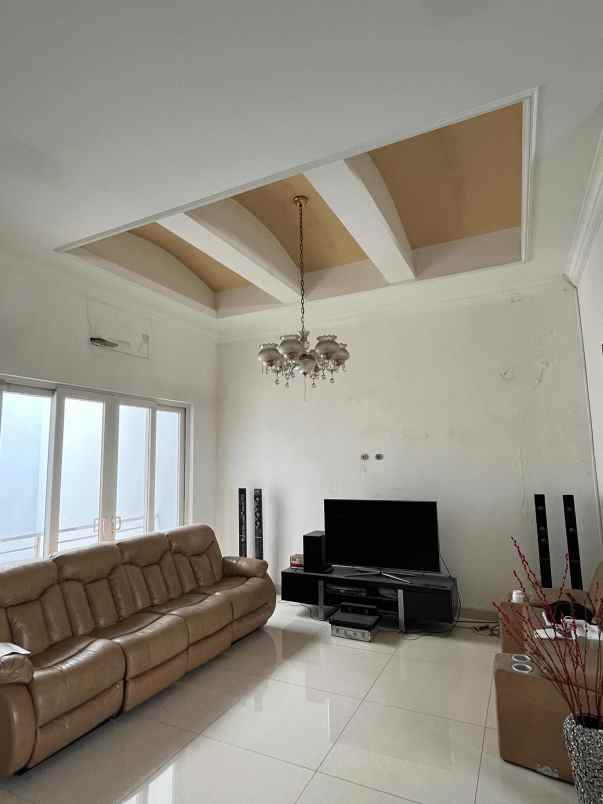 dijual rumah di duren tiga pancoran jakarta selatan