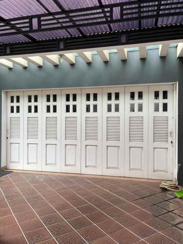 dijual rumah di duren tiga pancoran jakarta selatan