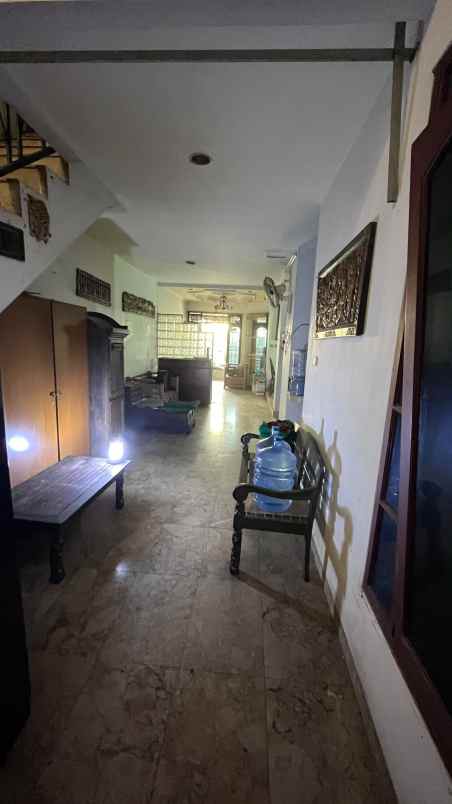 dijual rumah di green garden kedoya jakarta barat