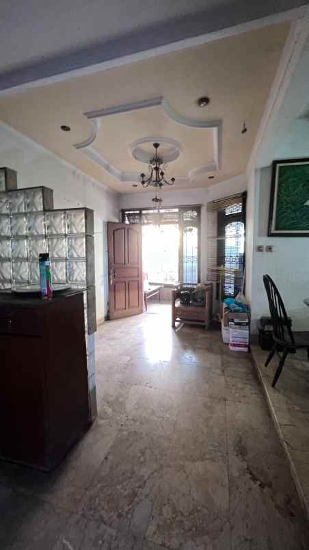 dijual rumah di green garden kedoya jakarta barat