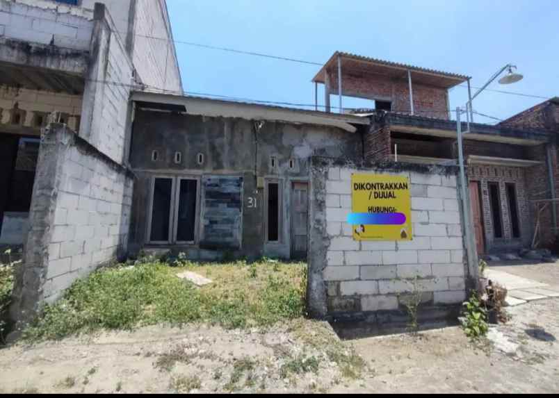 dijual rumah di perumahan dolog semarang 7bang