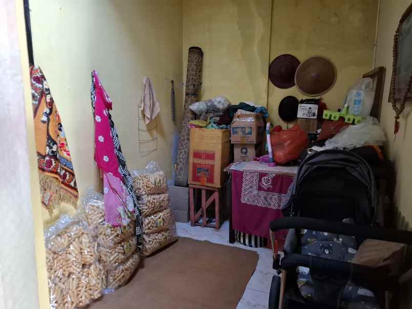 dijual rumah di perumahan griya mangli indah jember