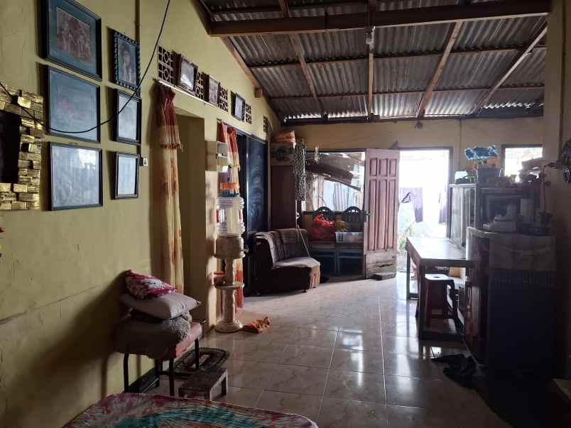 dijual rumah di perumahan griya mangli indah jember