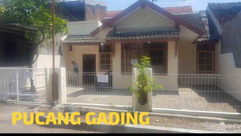 dijual rumah di pucang gading semarang