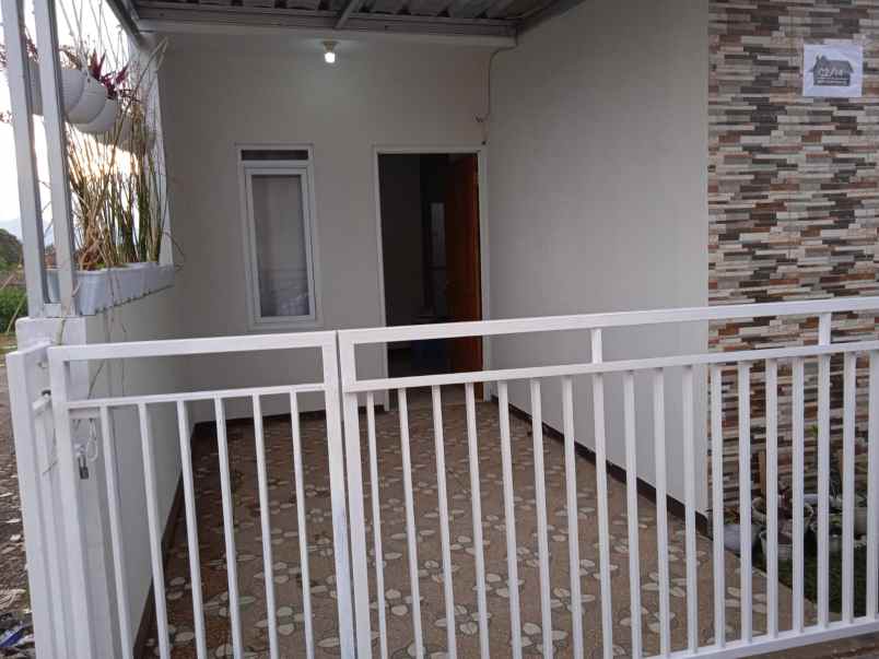 dijual rumah dijual rumah di komplek