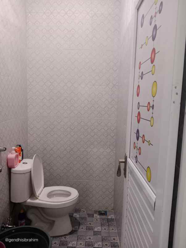 dijual rumah diover kredit rumah di