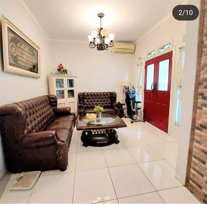 dijual rumah emerald bintaro