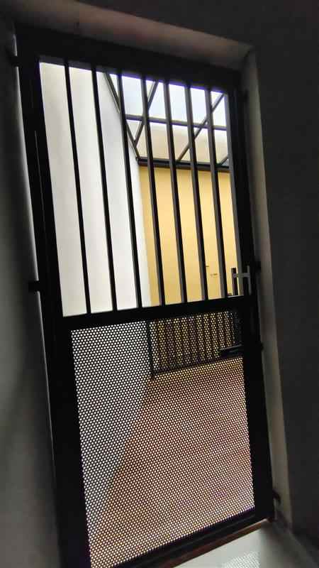 dijual rumah galaxy pekayon bekasi