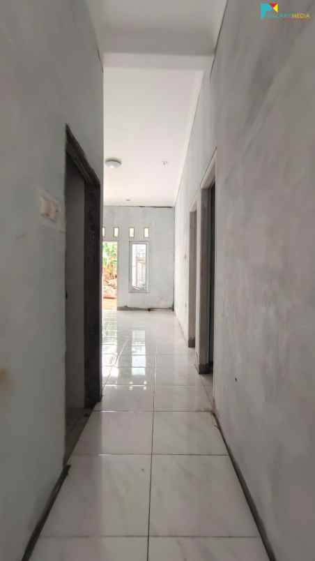 dijual rumah galaxy pekayon bekasi