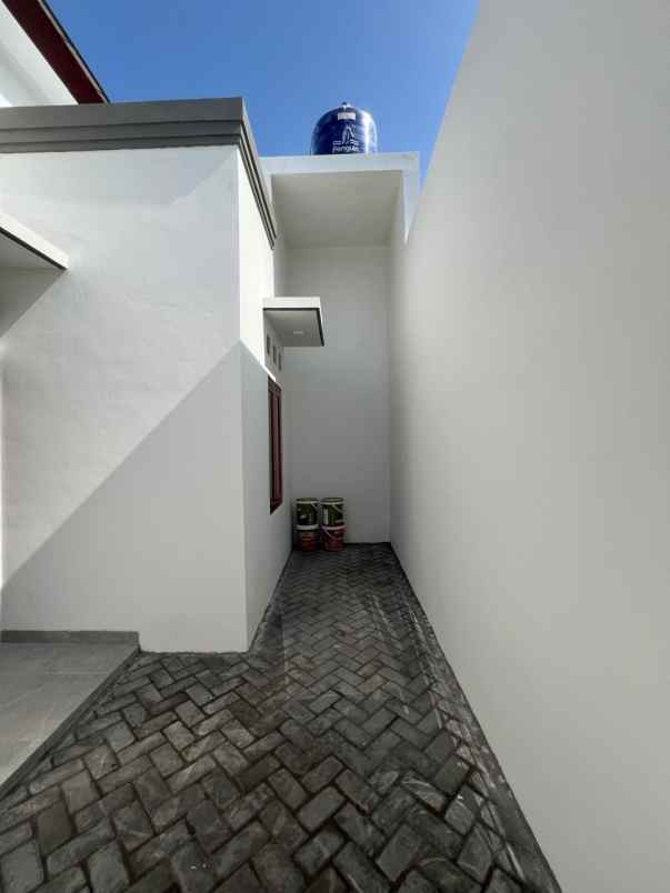 dijual rumah gamping