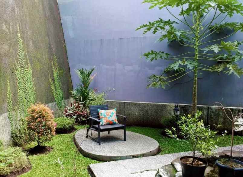 dijual rumah gegerkalong hilir ciwaruga