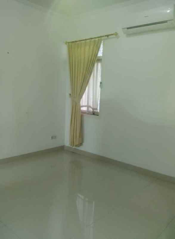 dijual rumah gegerkalong hilir ciwaruga