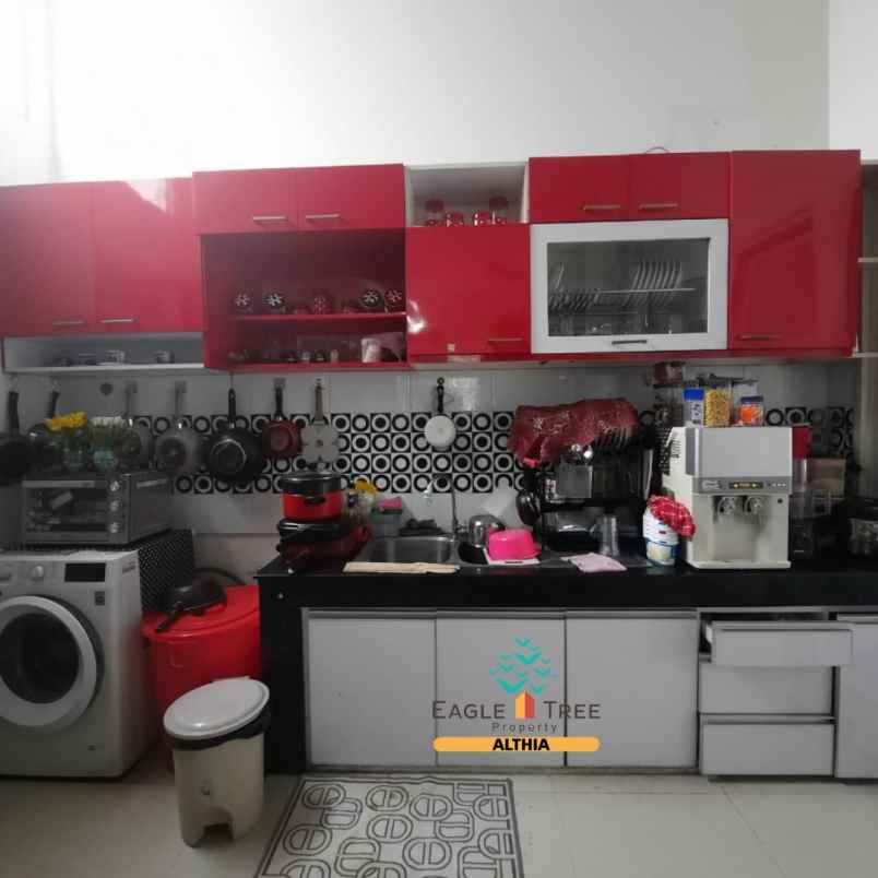 dijual rumah graha raya