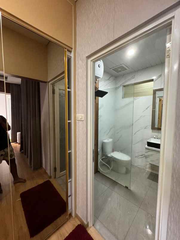 dijual rumah green orchid residence