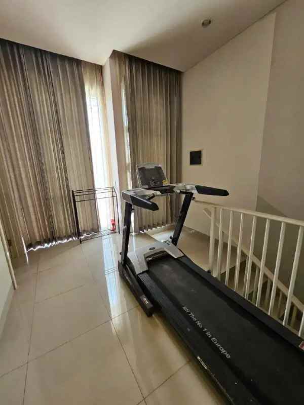 dijual rumah griya galaxy