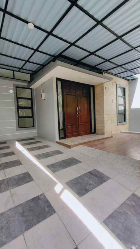 dijual rumah griya loka bsd city tangsel