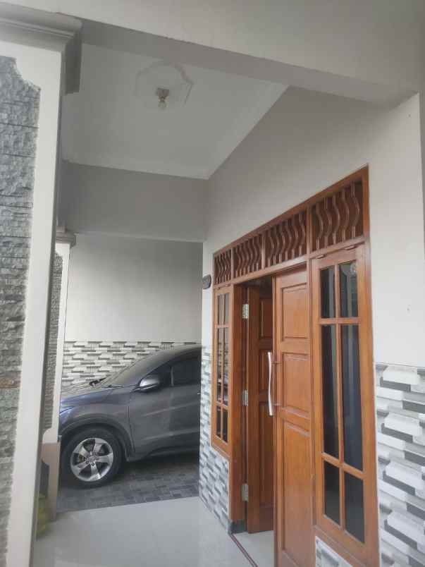 dijual rumah griya taman cipta karya