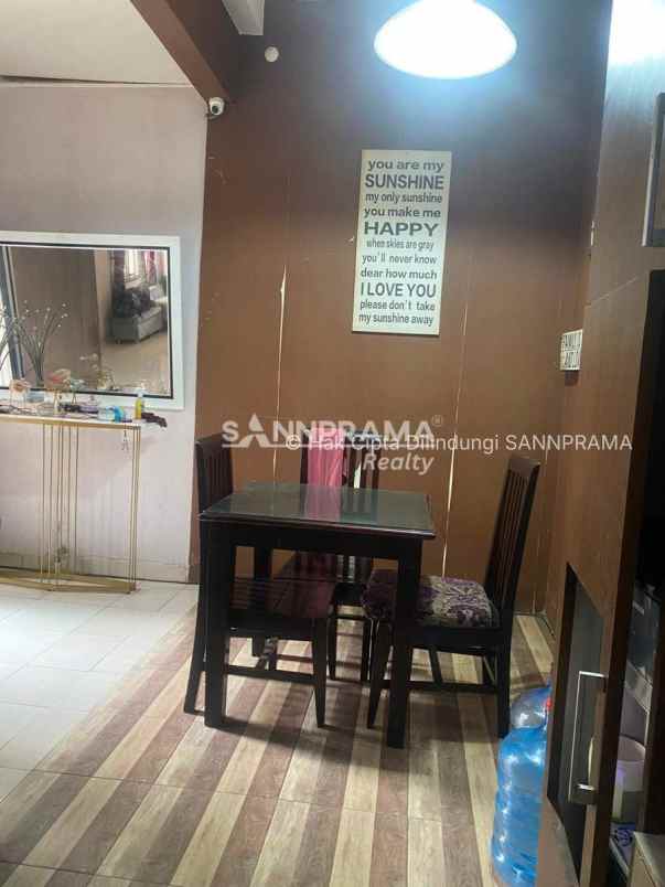 dijual rumah grogol